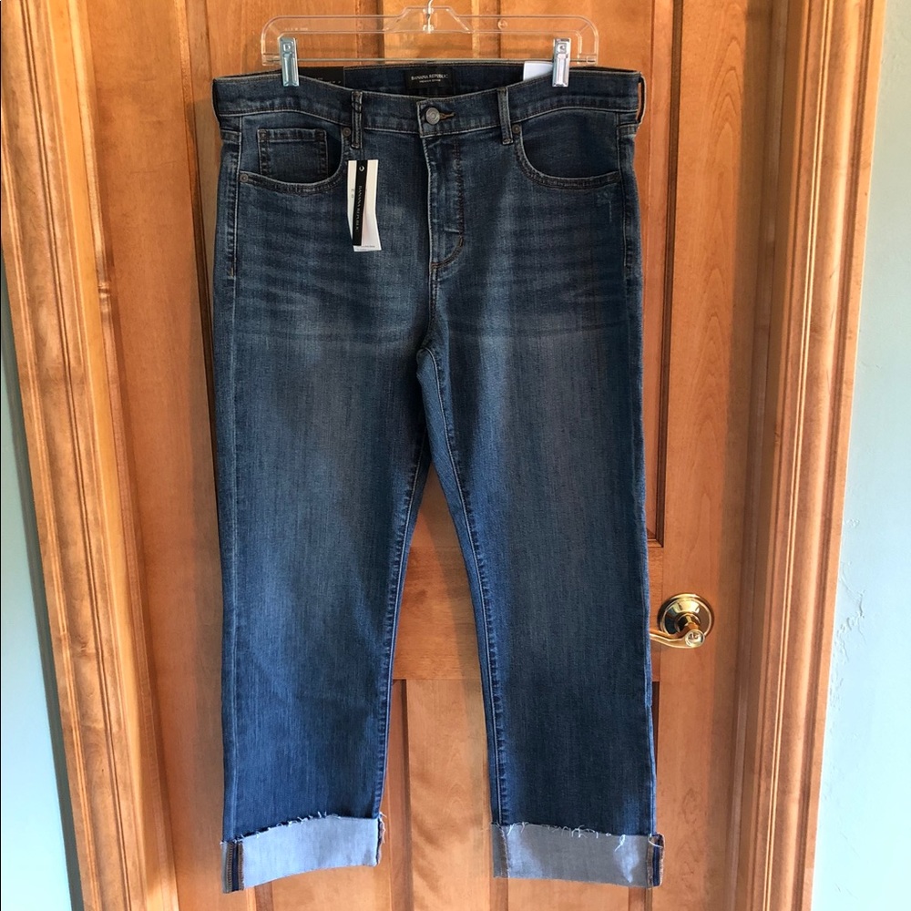NWT Banana Republic Girlfriend jeans
